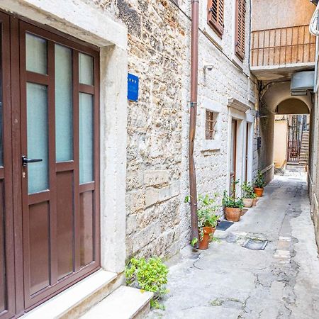 Splitska Kala Apartment Exterior photo